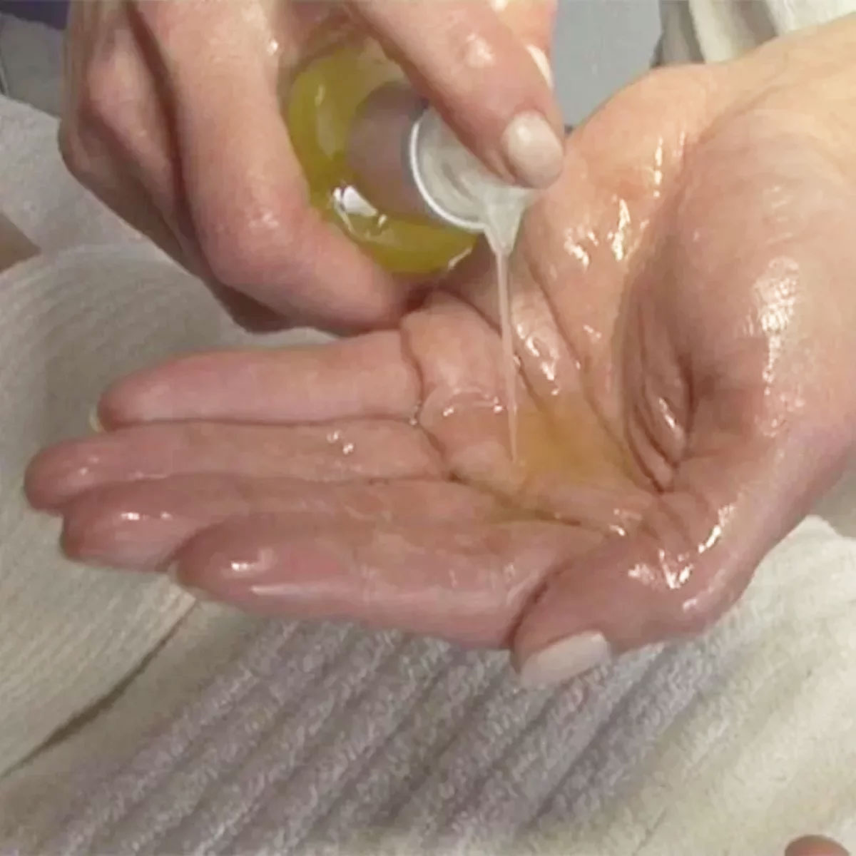 Les mains qui ecoutent